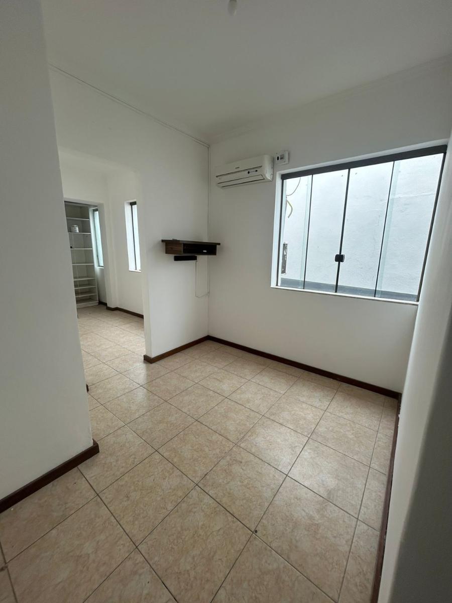 Casa, Centro, 3 Quartos, 1 Vaga, 1 Suíte