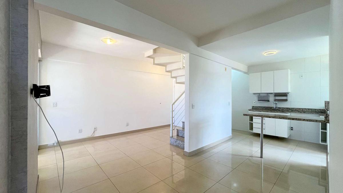 Cobertura, Estoril, 3 Quartos, 4 Vagas, 1 Suíte