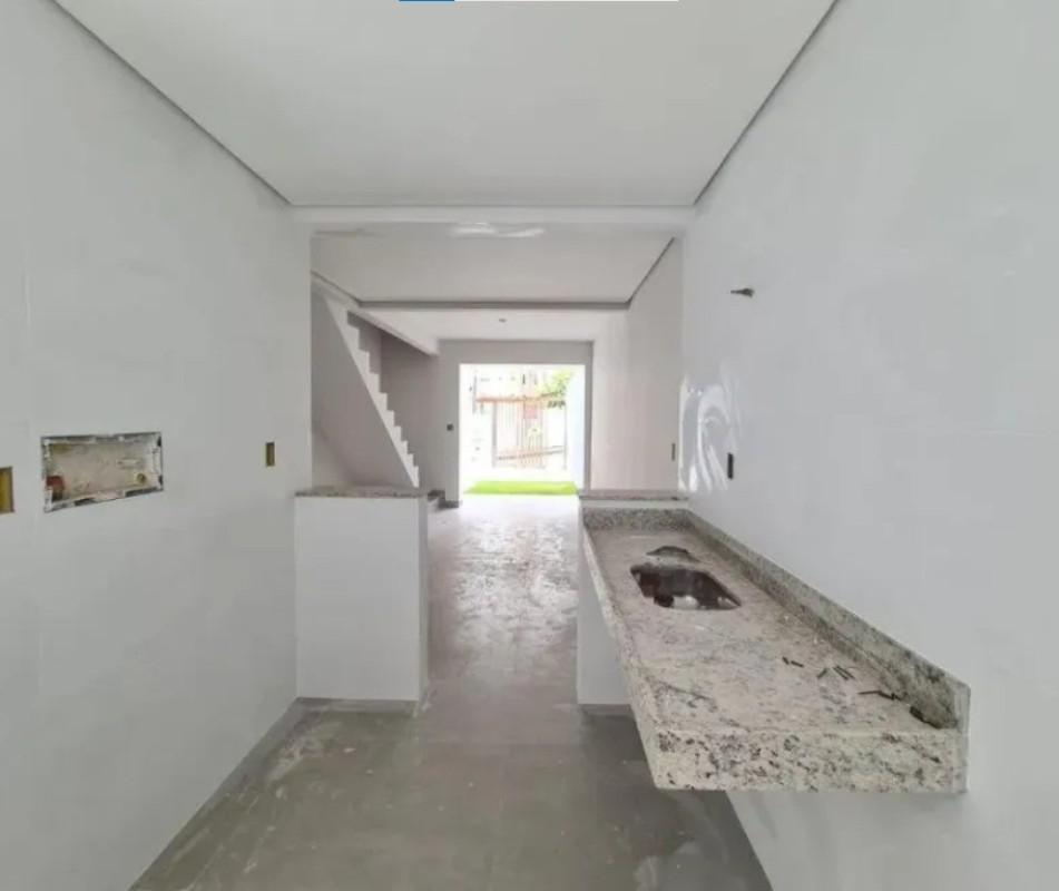 Casa, Planalto, 2 Quartos, 1 Vaga, 1 Suíte