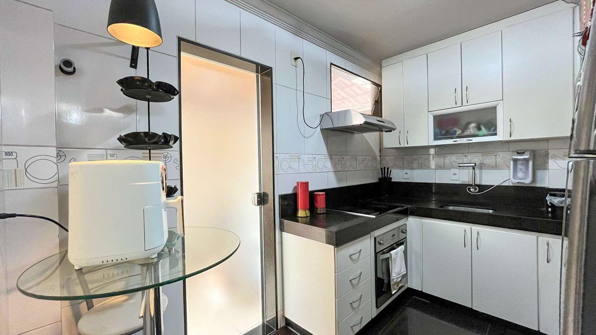 Apartamento, Itapoã, 3 Quartos, 1 Vaga, 1 Suíte