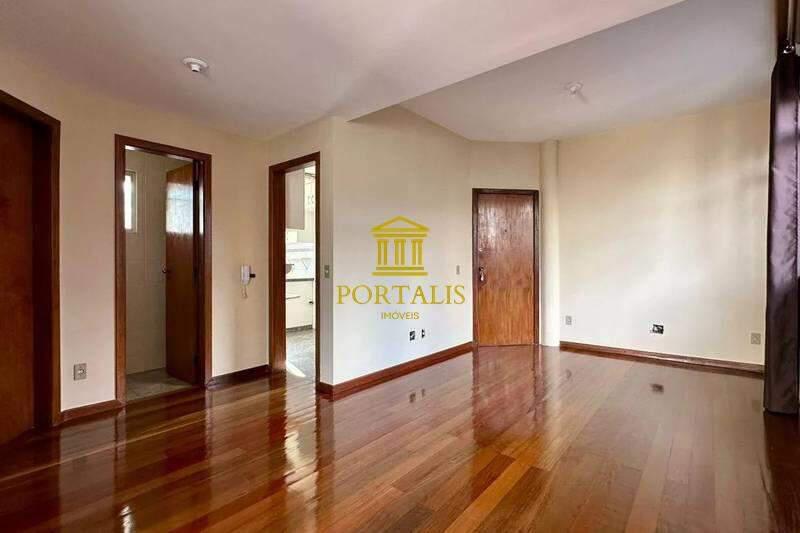 Cobertura, Luxemburgo, 3 Quartos, 2 Vagas, 2 Suítes