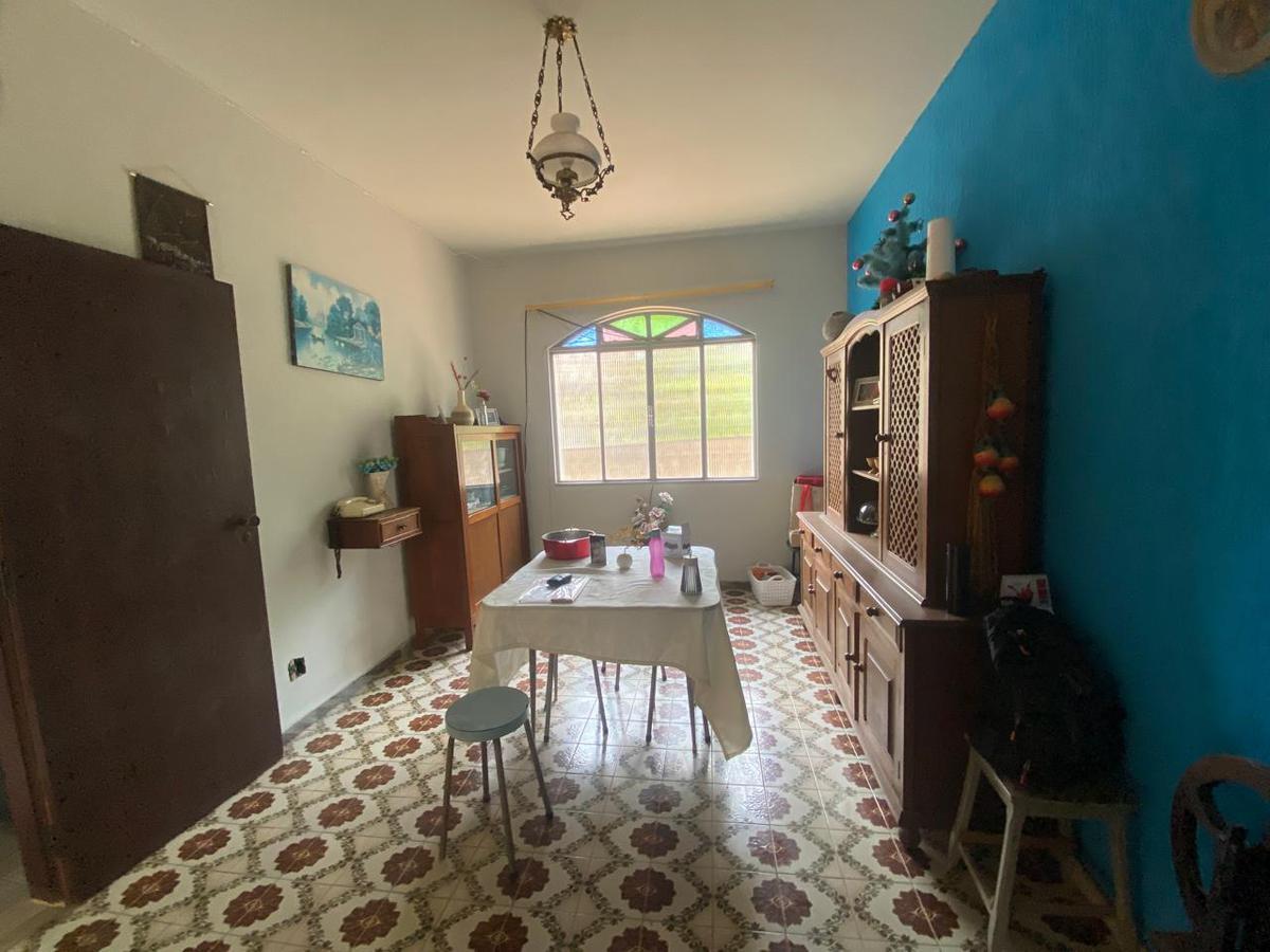 Lote, Centro, 3 Quartos, 0 Vaga, 1 Suíte