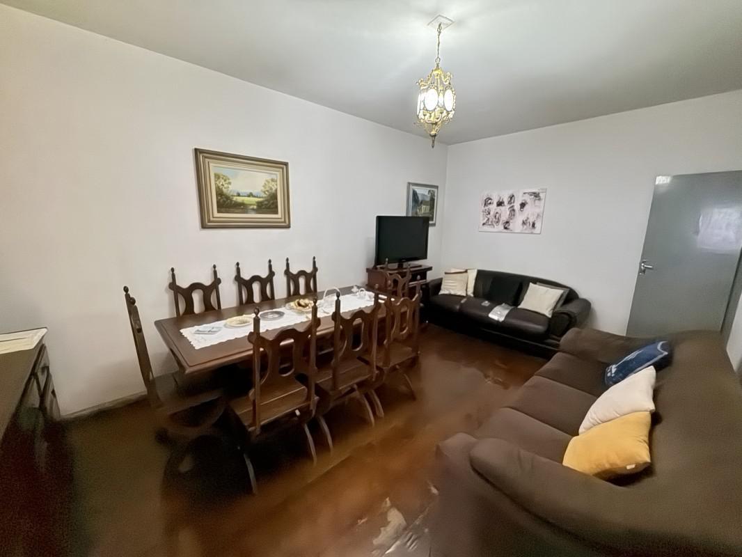 Casa, Sagrada Família, 3 Quartos, 1 Vaga, 1 Suíte