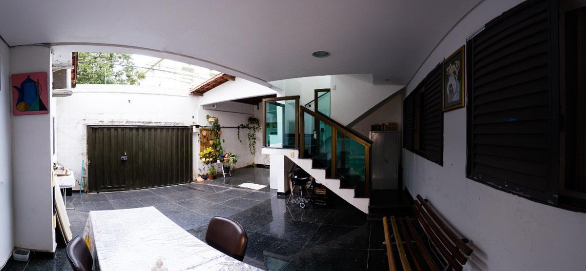 Casa Comercial, Coração Eucarístico, 12 Quartos, 4 Vagas, 10 Suítes