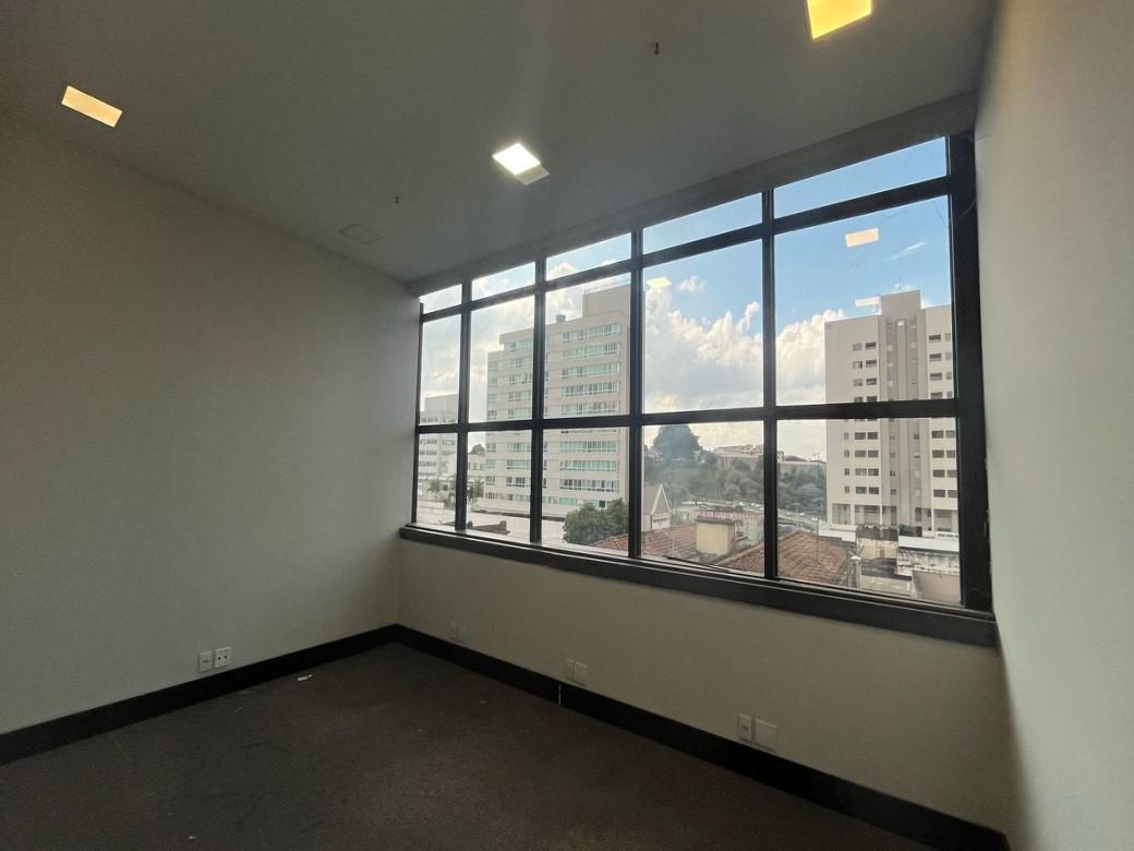 Sala, Barro Preto, 0 Quarto, 0 Vaga