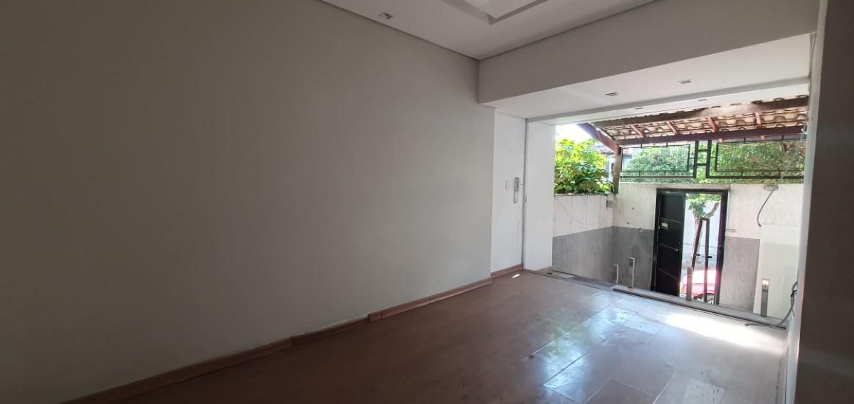 Casa Comercial, Pindorama, 2 Quartos, 0 Vaga, 1 Suíte