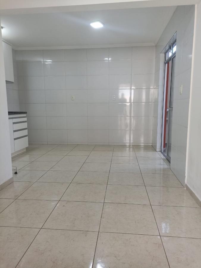 Apartamento, Europa, 2 Quartos, 1 Vaga