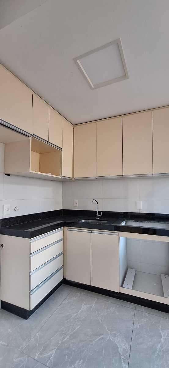 Apartamento, Floresta, 3 Quartos, 1 Vaga, 1 Suíte