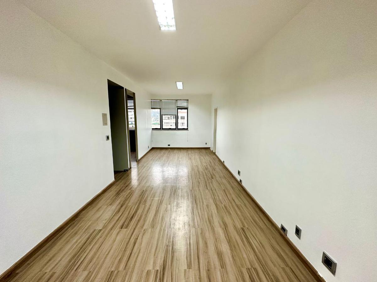 Sala, Lourdes, 1 Vaga