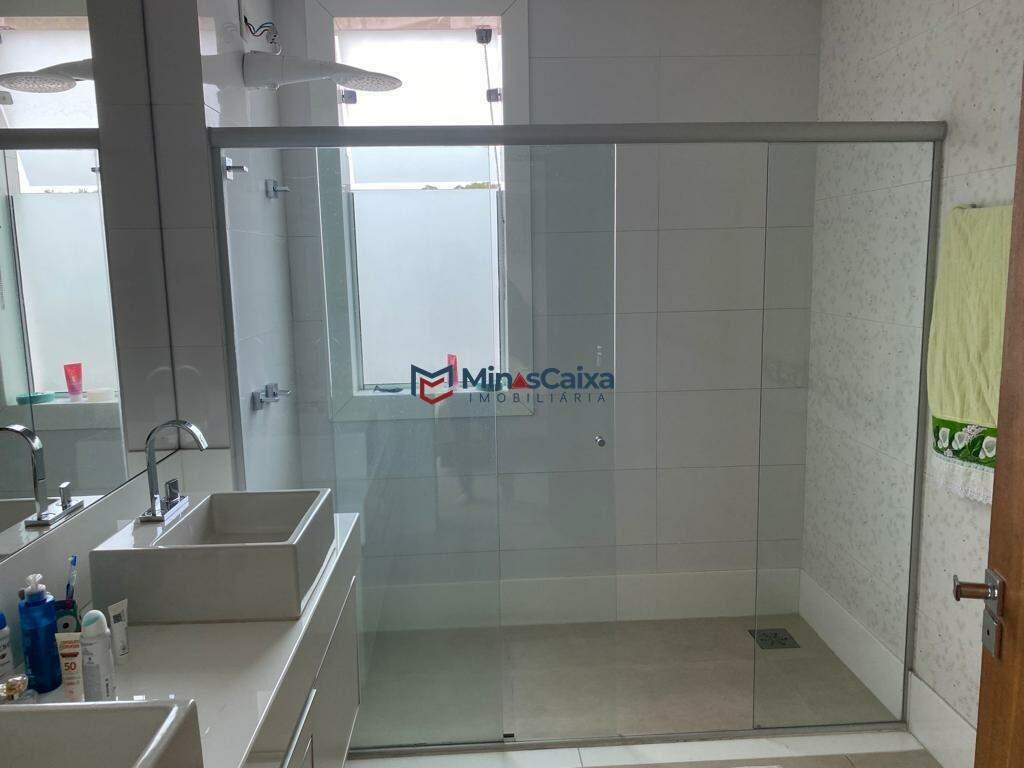 Apartamento, Funcionários, 3 Quartos, 3 Vagas, 2 Suítes
