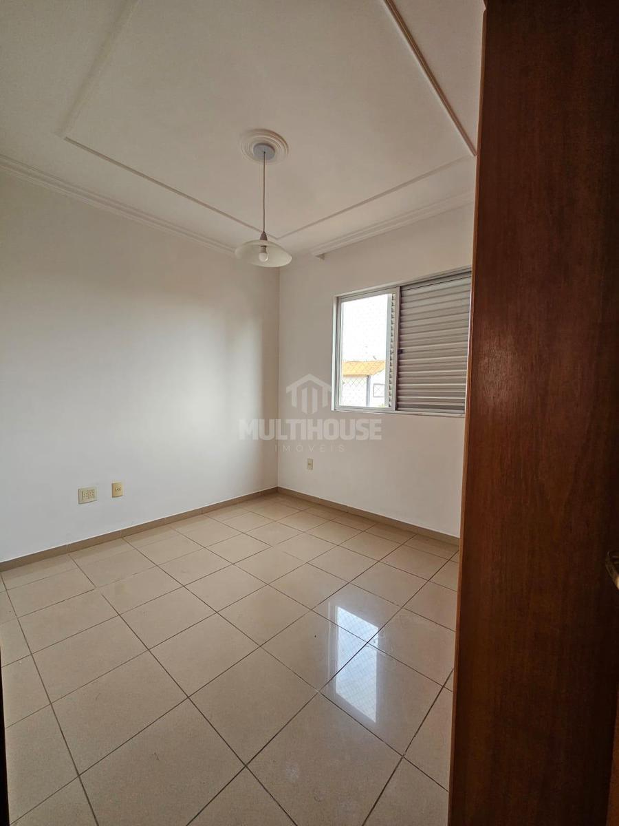 Apartamento, Jaraguá, 4 Quartos, 4 Vagas, 1 Suíte