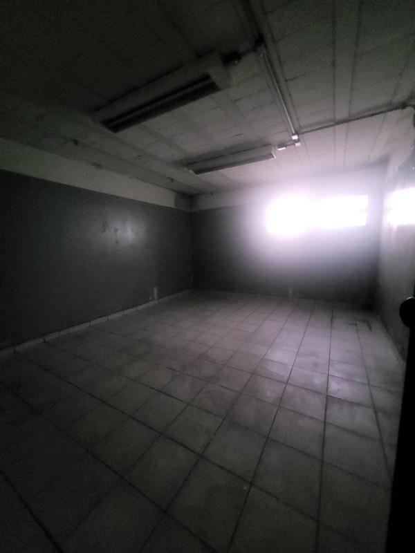 Galpão, Prado, 0 Quarto, 9 Vagas