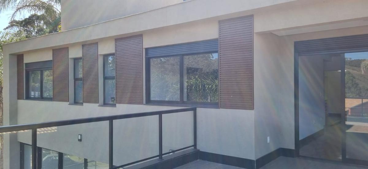 Casa, Alphaville - Lagoa dos Ingleses, 4 Quartos, 0 Vaga, 4 Suítes