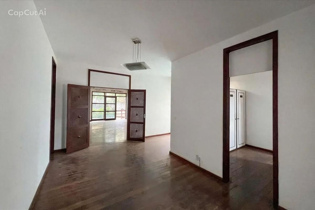 Casa, Ouro Preto, 5 Quartos, 8 Vagas, 1 Suíte