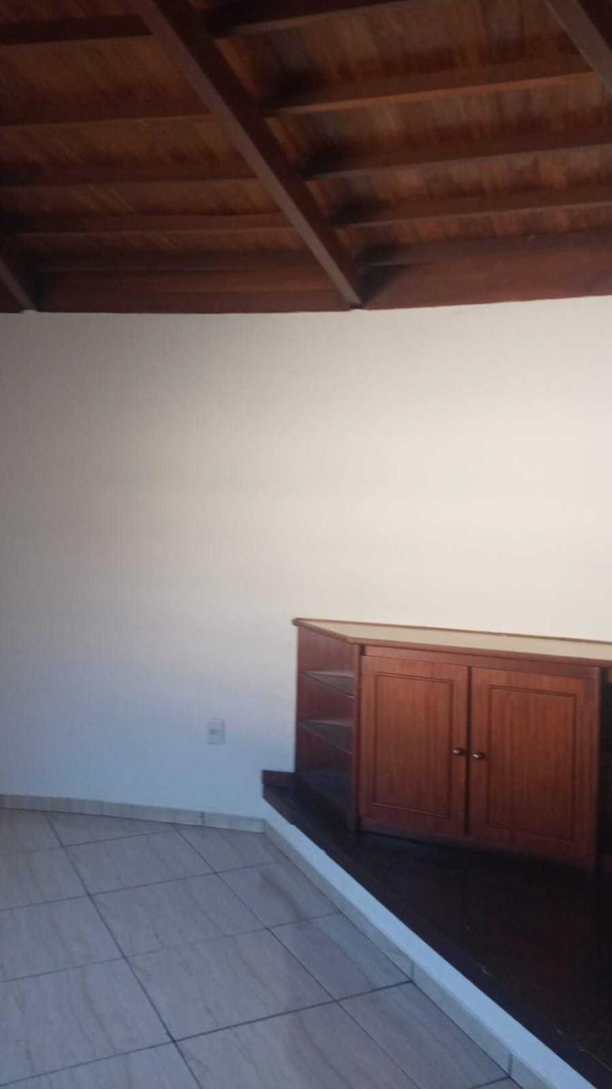 Casa Comercial, Eldorado, 2 Quartos, 0 Vaga