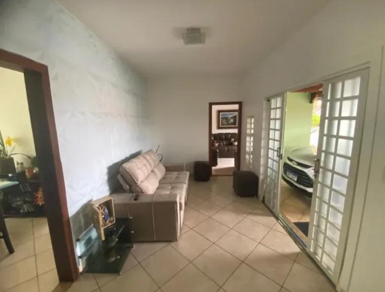Casa, Padre Teodoro, 4 Quartos, 2 Vagas, 1 Suíte