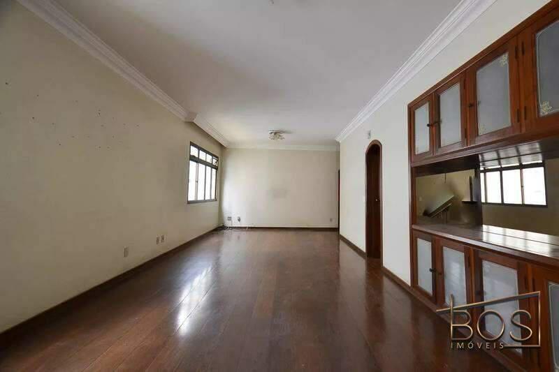 Apartamento, Funcionários, 4 Quartos, 3 Vagas, 2 Suítes