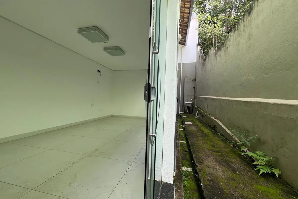 Casa, Santa Lúcia, 7 Quartos, 8 Vagas, 3 Suítes