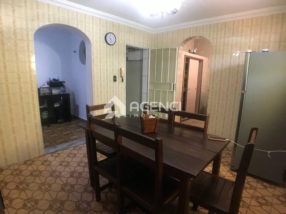 Casa, Santa Maria, 3 Quartos, 0 Vaga, 1 Suíte