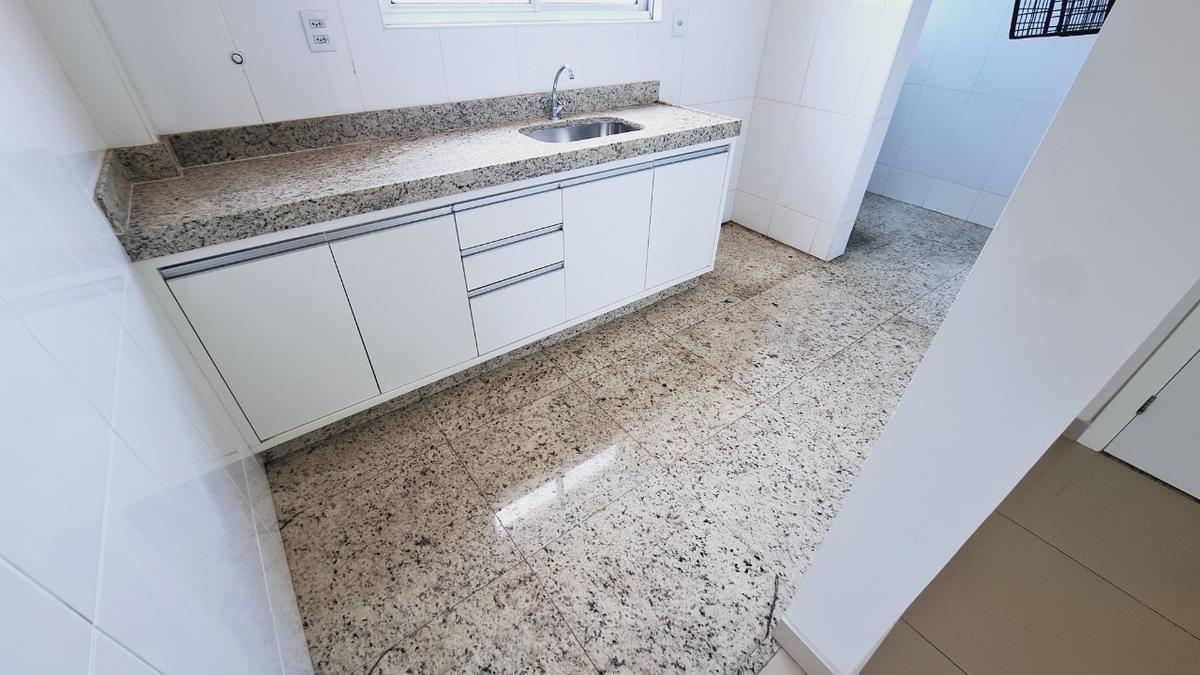 Cobertura, Concórdia, 4 Quartos, 2 Vagas, 2 Suítes