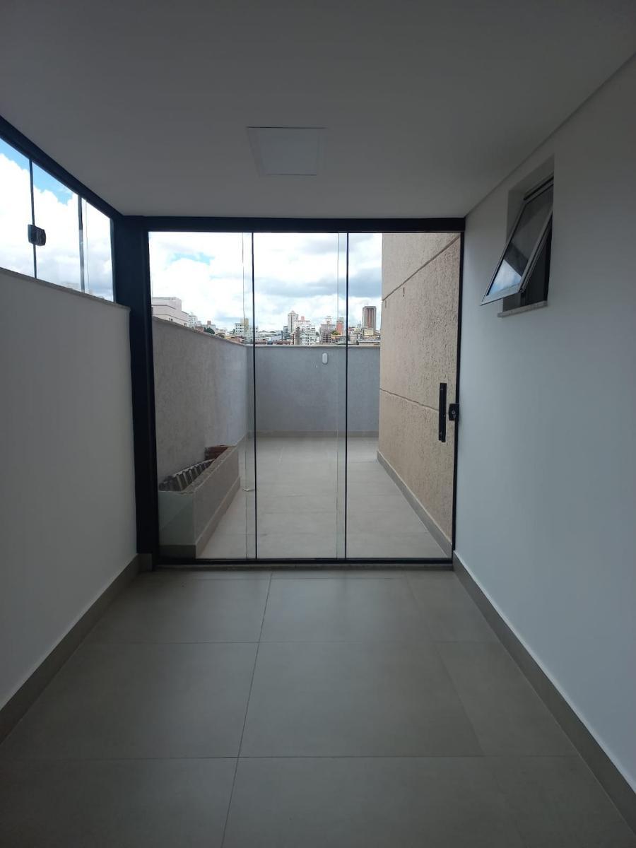 Apartamento, Sagrada Família, 3 Quartos, 2 Vagas, 1 Suíte