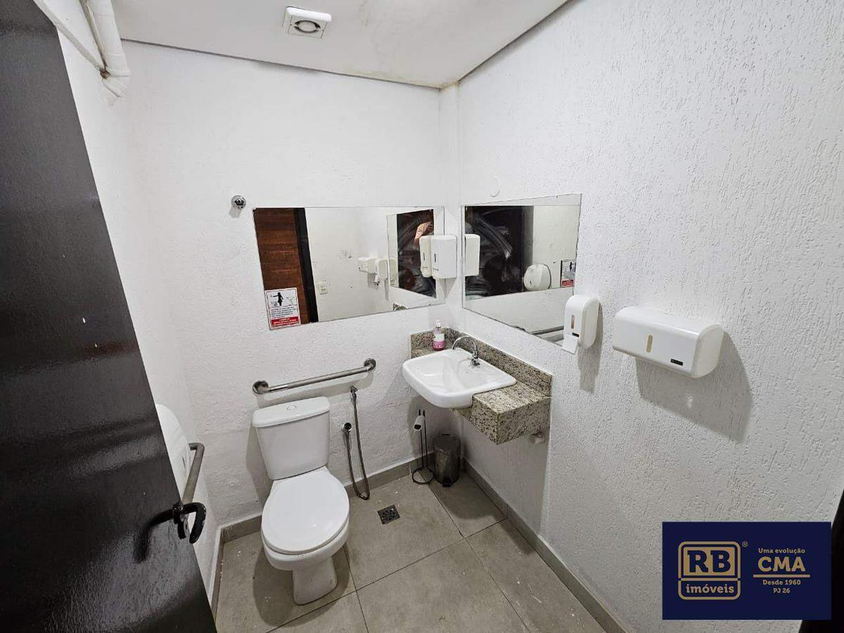 Andar, Savassi, 0 Quarto, 0 Vaga