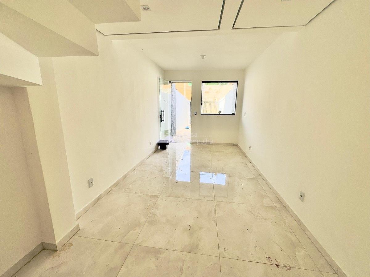 Casa, Lagoinha Leblon (venda Nova), 2 Quartos, 2 Vagas, 2 Suítes
