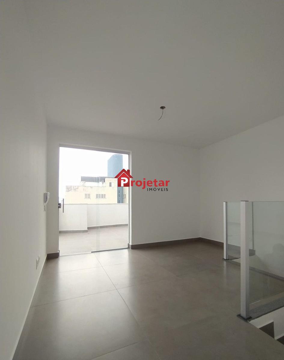 Apartamento, Sagrada Família, 3 Quartos, 2 Vagas, 1 Suíte