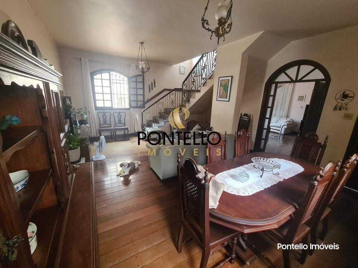 Casa, Cachoeirinha, 9 Quartos, 2 Vagas, 1 Suíte