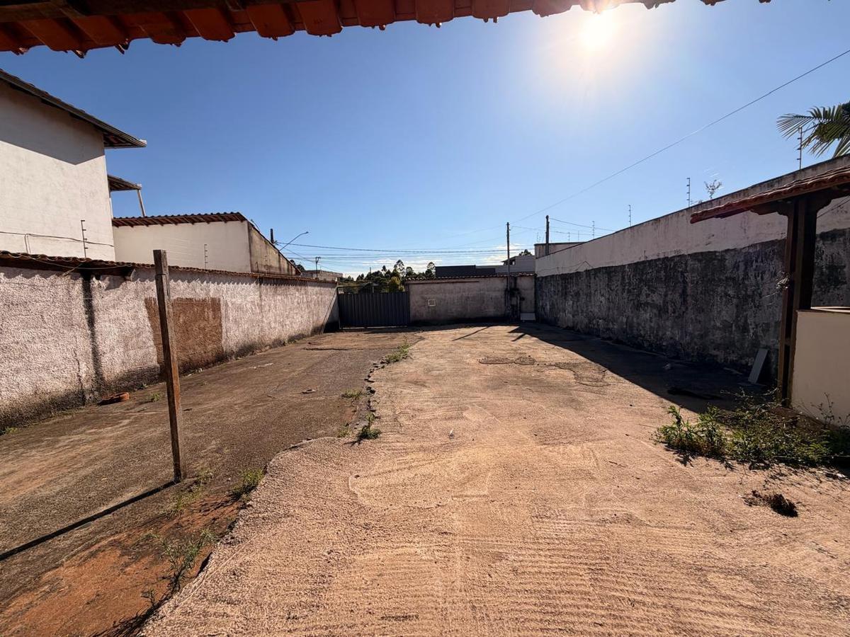 Casa, Jardim Canadá, 3 Quartos, 0 Vaga