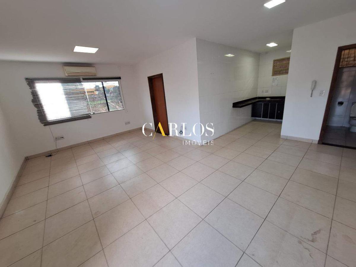 Galpão, Oitis, 10 Vagas