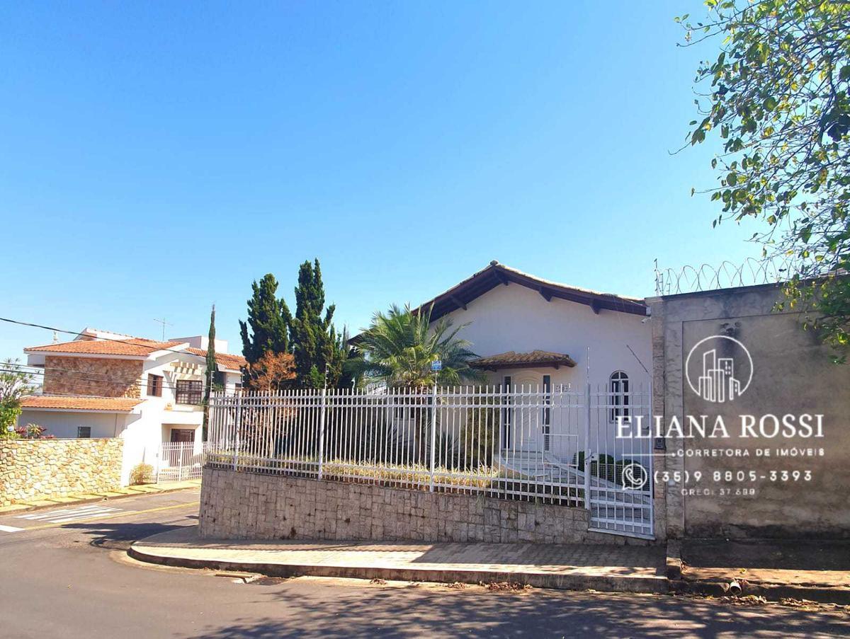 Casa, Campos Elíseos, 3 Quartos, 4 Vagas, 1 Suíte