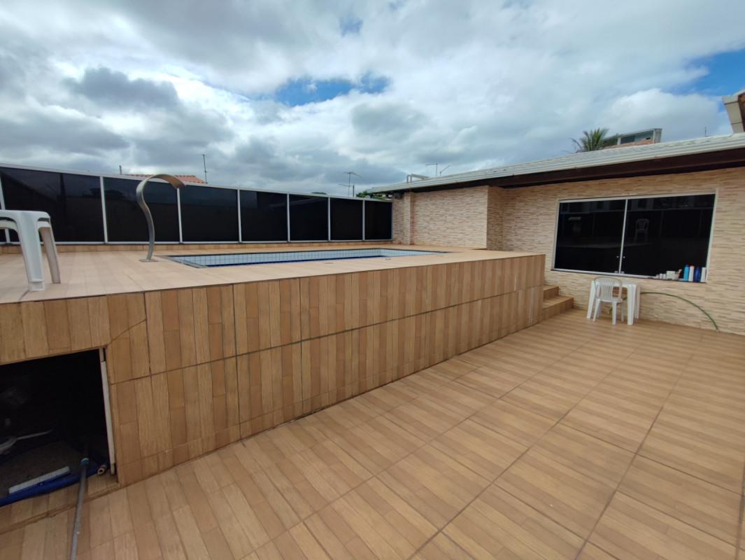 Casa, Itaipu, 4 Quartos, 10 Vagas, 1 Suíte