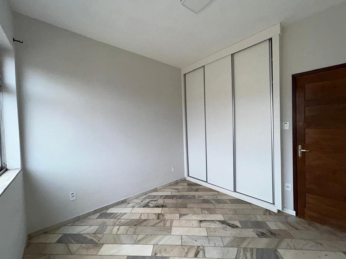 Apartamento, Centro, 2 Quartos, 0 Vaga
