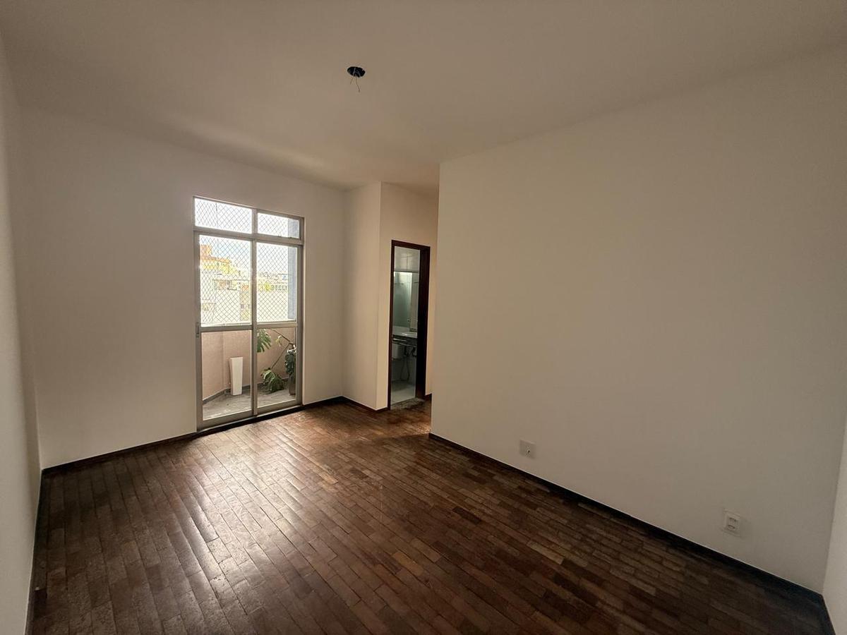 Apartamento, Santa Cruz, 2 Quartos, 1 Vaga