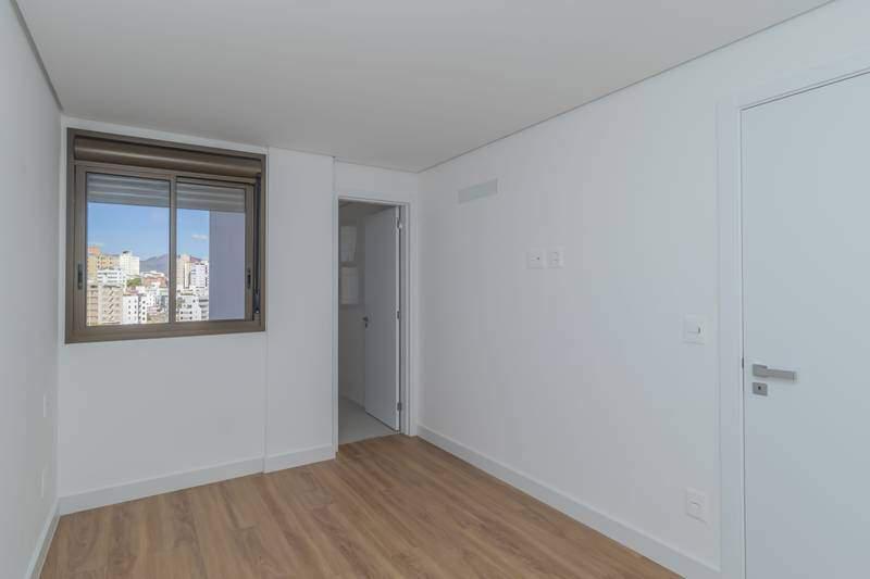 Cobertura, Cidade Nova, 3 Quartos, 2 Vagas, 1 Suíte