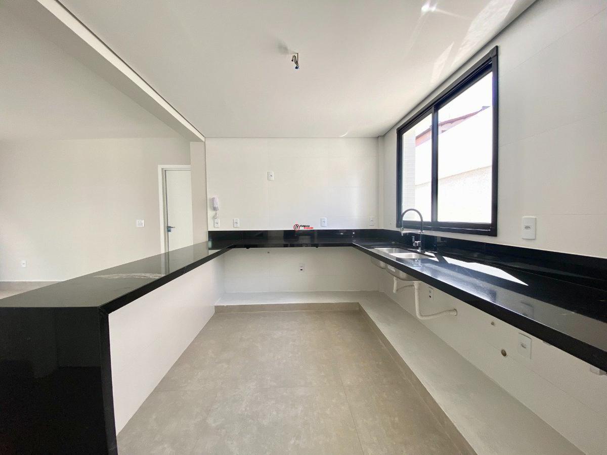 Apartamento, Liberdade, 4 Quartos, 3 Vagas, 4 Suítes