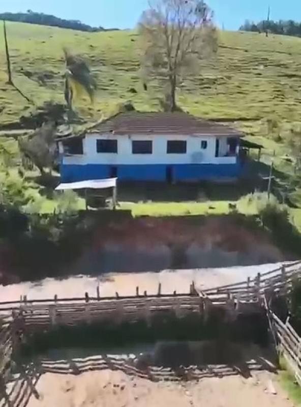 Fazenda, Zona Rural, 4 Quartos, 0 Vaga