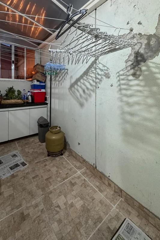 Casa, Fernão Dias, 2 Quartos, 1 Vaga