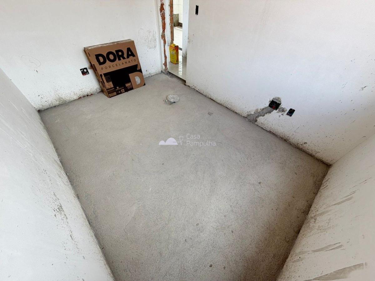 Apartamento, Santa Mônica, 2 Quartos, 1 Vaga