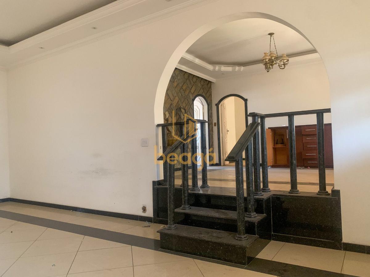 Casa, Fonte Grande, 6 Quartos, 5 Vagas, 2 Suítes