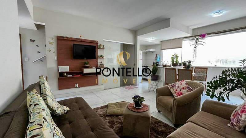 Casa, Santa Efigênia, 3 Quartos, 2 Vagas, 2 Suítes