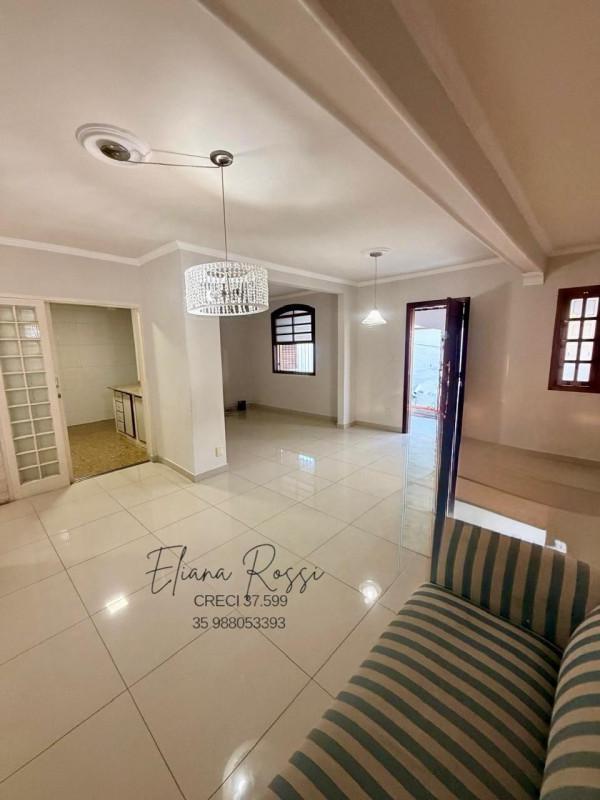 Casa, Pinheiros, 3 Quartos, 3 Vagas, 1 Suíte