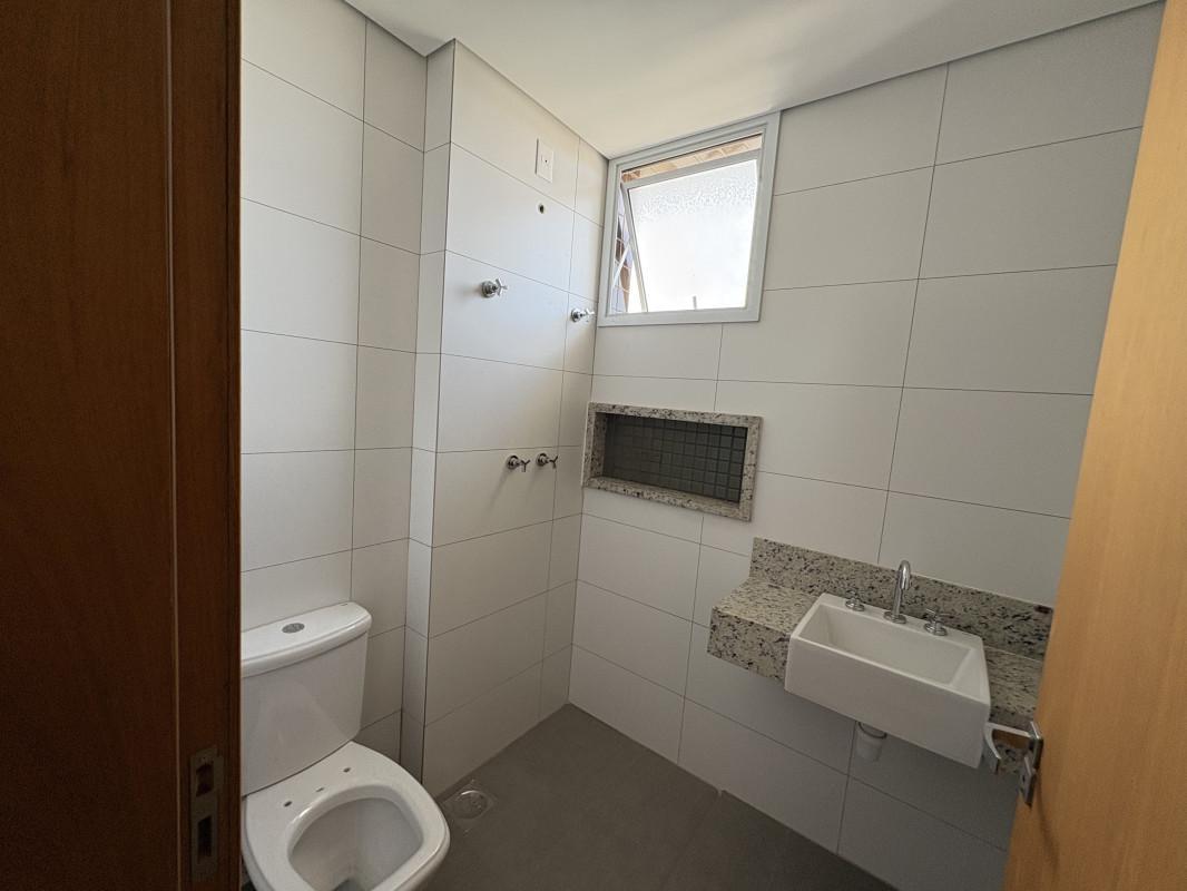 Cobertura, Fonte Grande, 3 Quartos, 2 Vagas, 1 Suíte