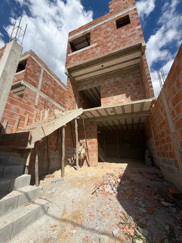 Casa, Masterville, 2 Quartos, 2 Vagas, 2 Suítes