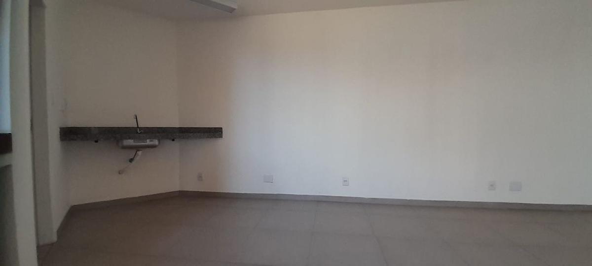Andar, Savassi, 0 Quarto, 2 Vagas, 0 Suíte