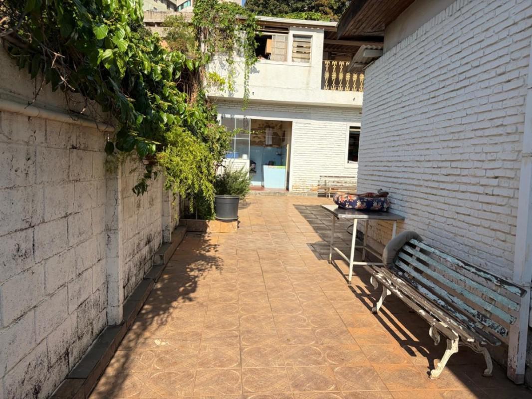 Casa, São Lucas, 3 Quartos, 2 Vagas, 1 Suíte