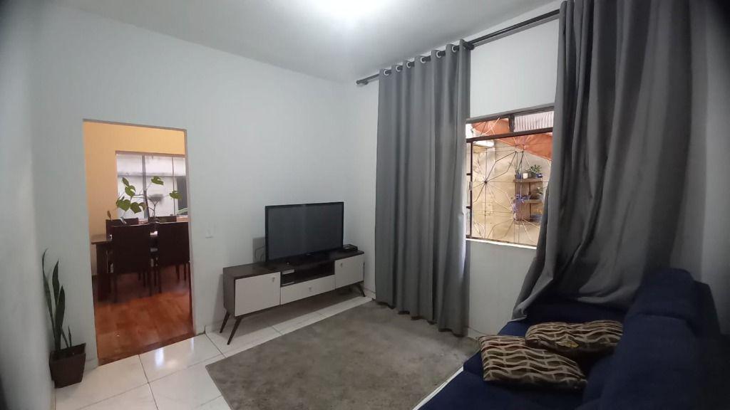 Casa, Vila Santo Antônio de Pádua, 4 Quartos, 0 Vaga