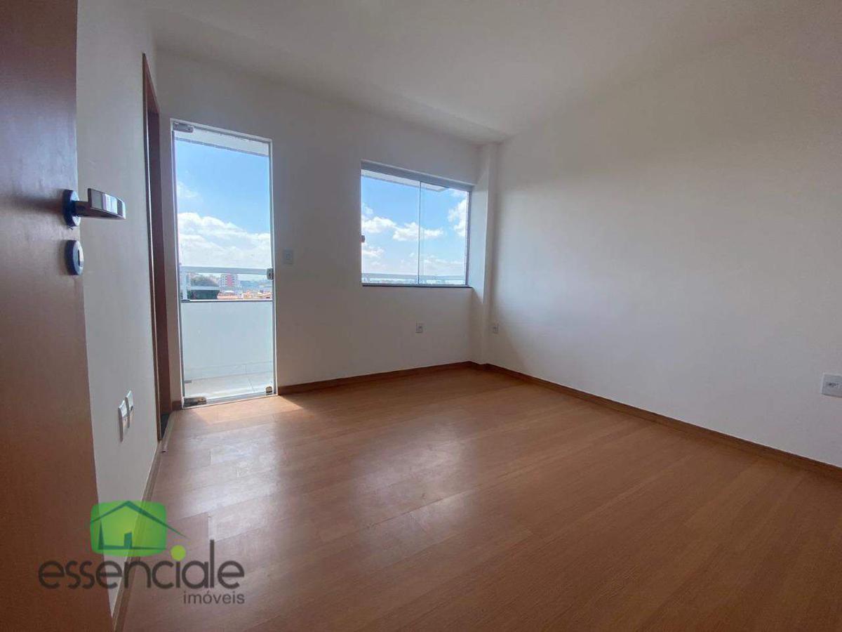 Apartamento, Santa Cruz Industrial, 3 Quartos, 1 Vaga, 1 Suíte
