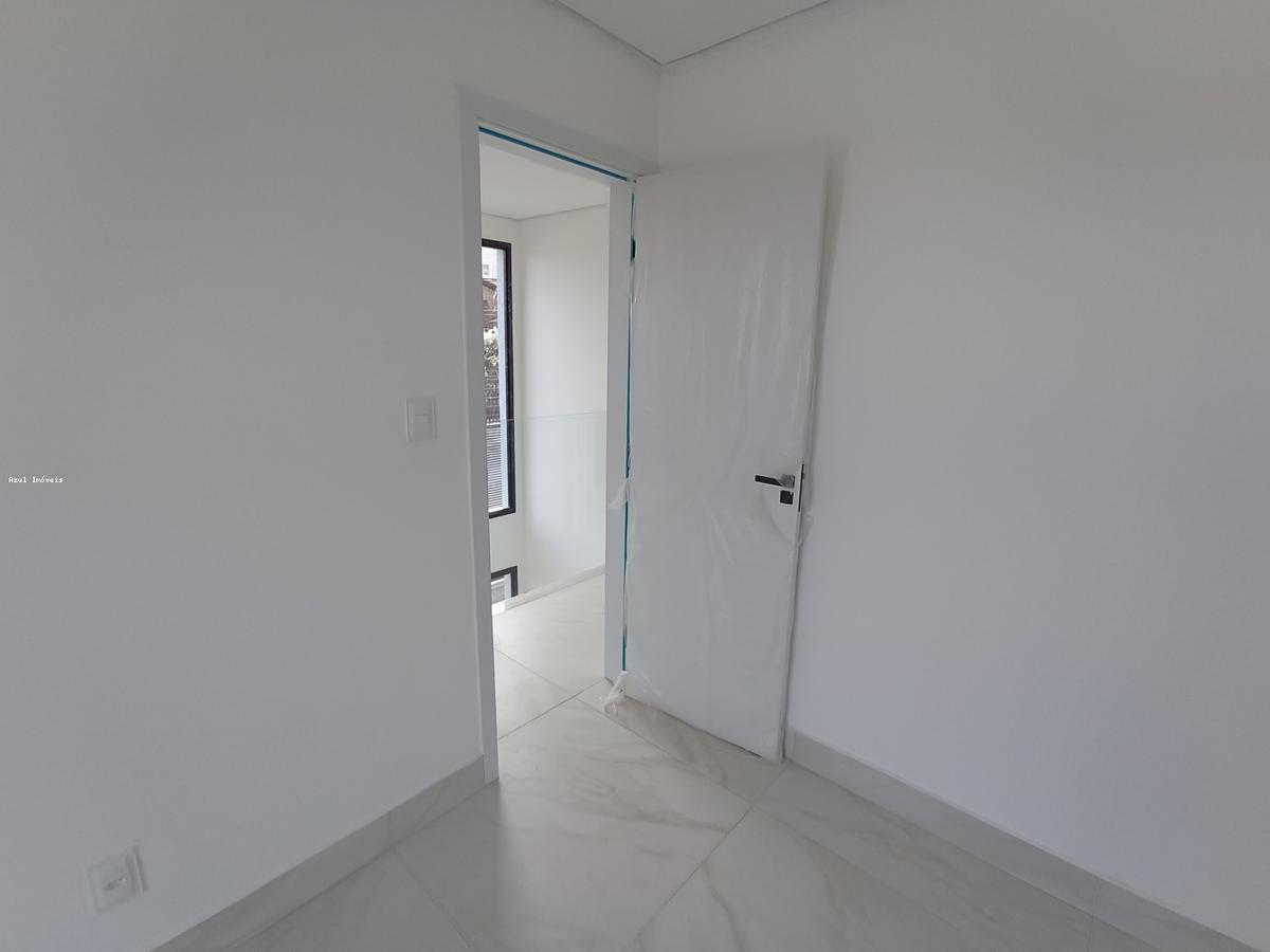 Casa, Planalto, 3 Quartos, 2 Vagas, 1 Suíte